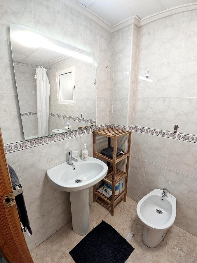 Modern Apartment 3Mins Walk To Playa Del Cura Beach Torrevieja Buitenkant foto