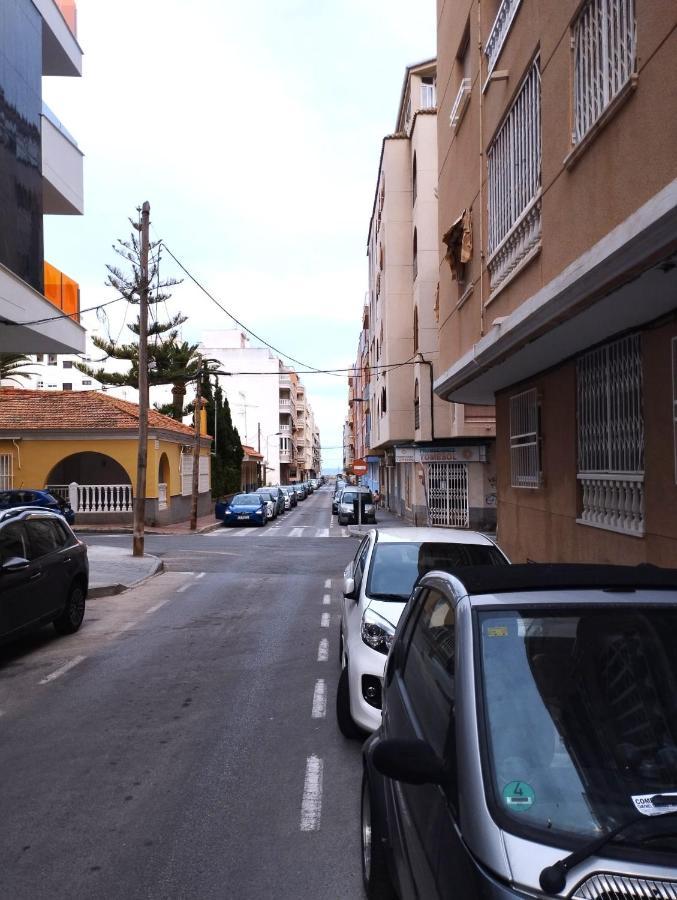 Modern Apartment 3Mins Walk To Playa Del Cura Beach Torrevieja Buitenkant foto